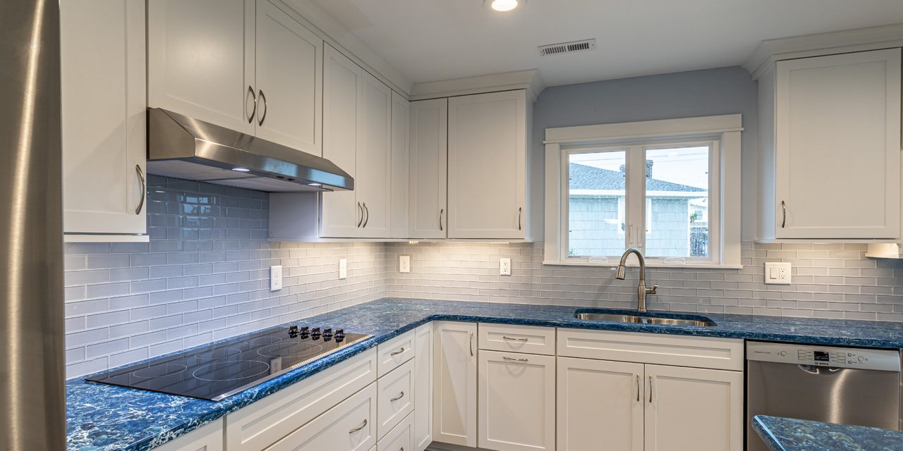 Embracing the Coastal Charm: 2023 Design Trends for Outer Banks Cottage Renovations