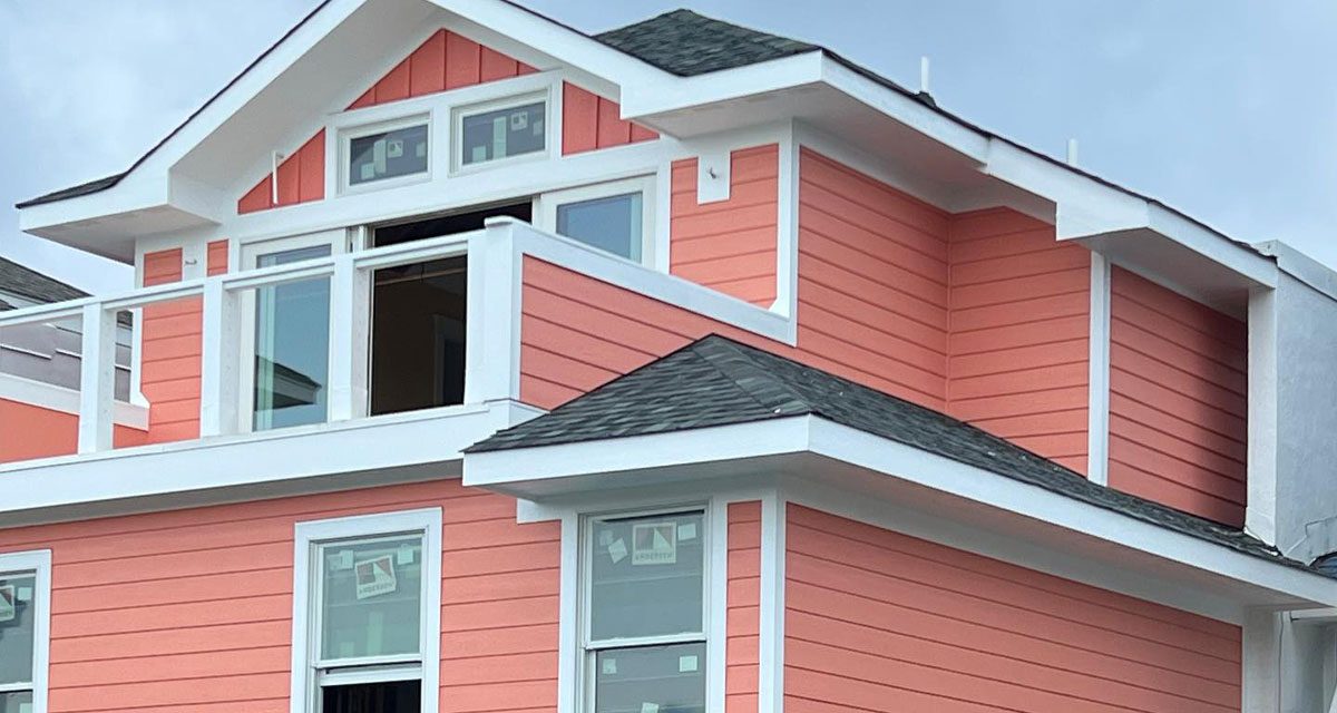 Enhancing Outer Banks Cottage Renovations with the Perfect Exterior Siding